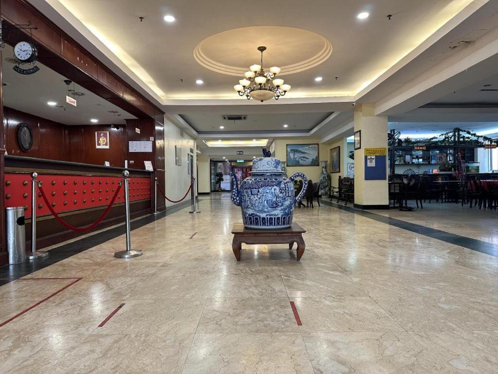 Klang Histana Hotel Exterior photo